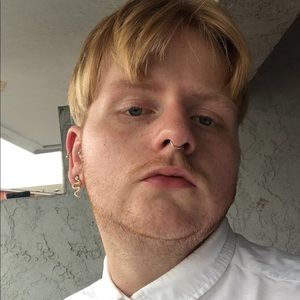 Meet your Posher, Derek